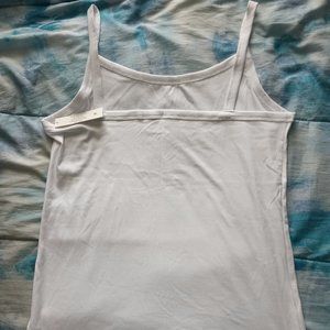 NEW Women's Juniors Scoop Neck White Tank Top X-Large Woman's Shirt No Boundarie